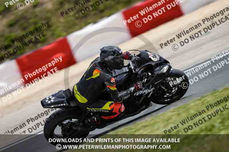 cadwell no limits trackday;cadwell park;cadwell park photographs;cadwell trackday photographs;enduro digital images;event digital images;eventdigitalimages;navarra;no limits trackdays;peter wileman photography;racing digital images;trackday digital images;trackday photos
